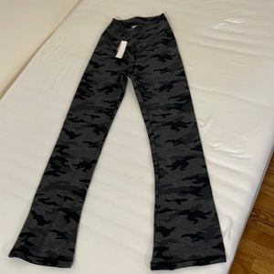 Victoria’s secret PINK yoga pants